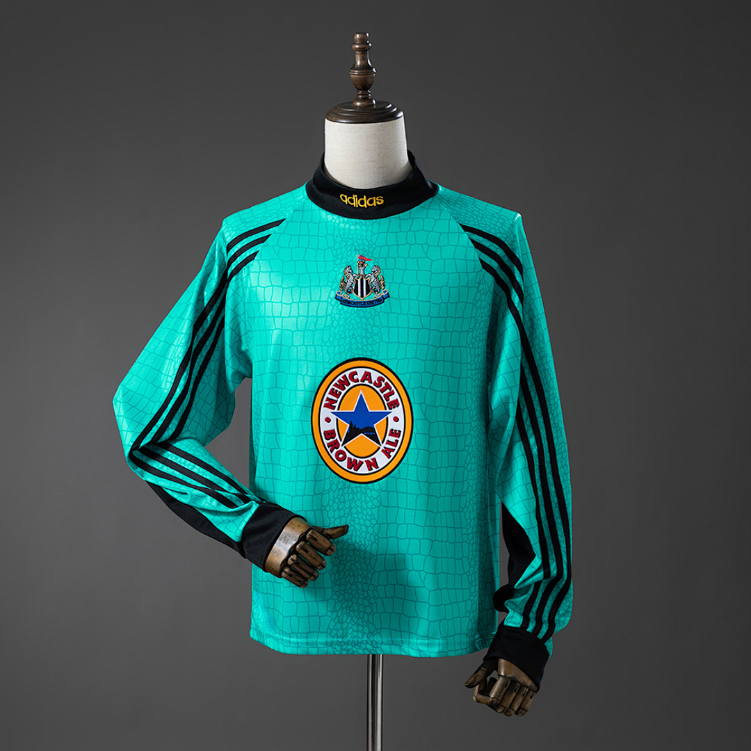 Camisa Newcastle United 97/98 Goalkeeper Retro 97/98 Torcedor